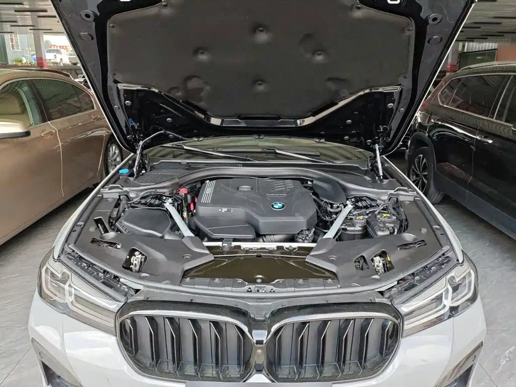 BMW 5 Series — миниатюра 16