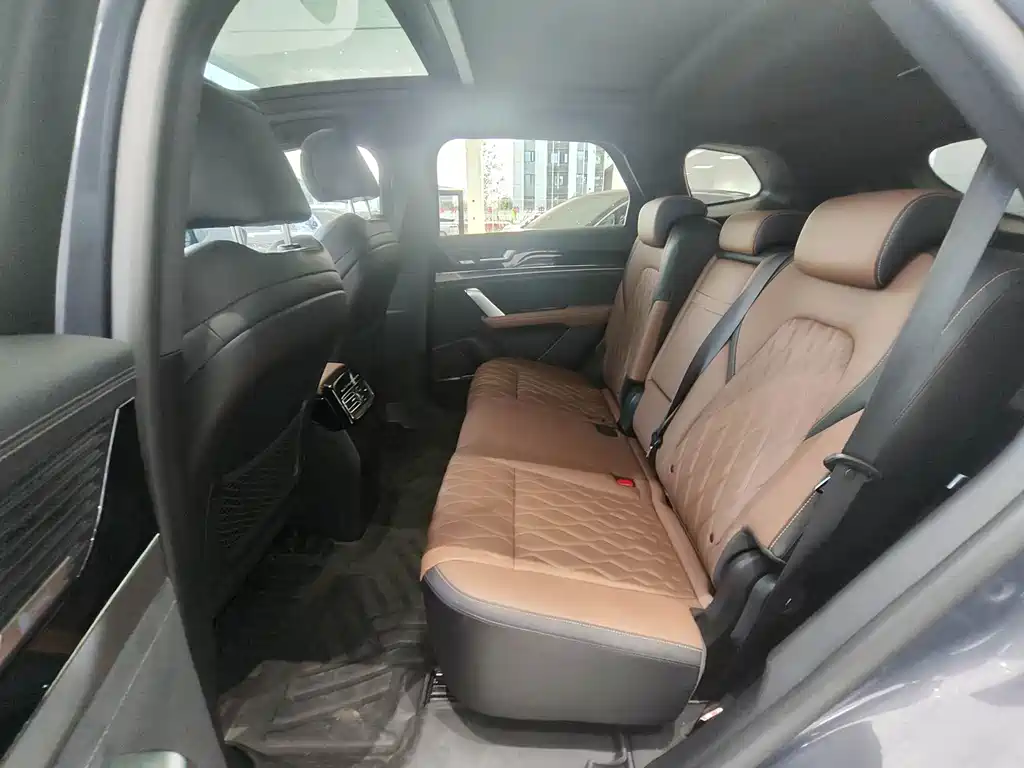 BYD Tang New Energy — миниатюра 10