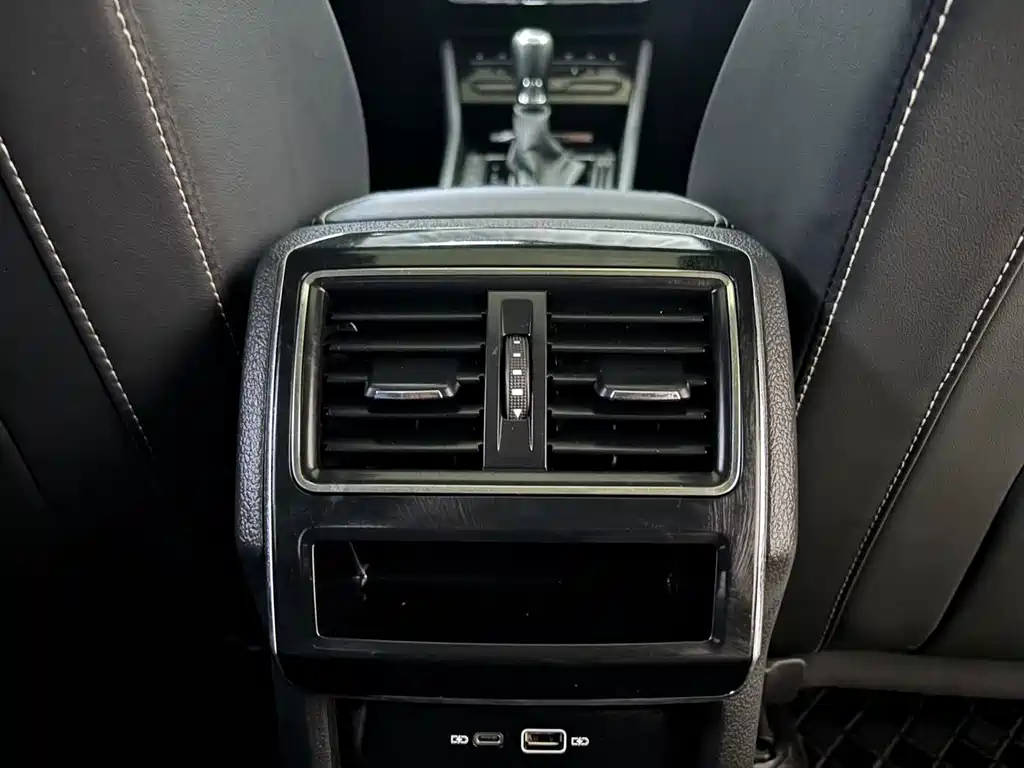 Skoda Superb — миниатюра 17