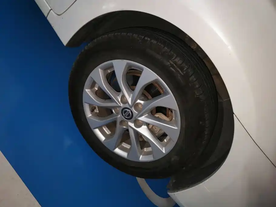 Nissan Sylphy — миниатюра 6