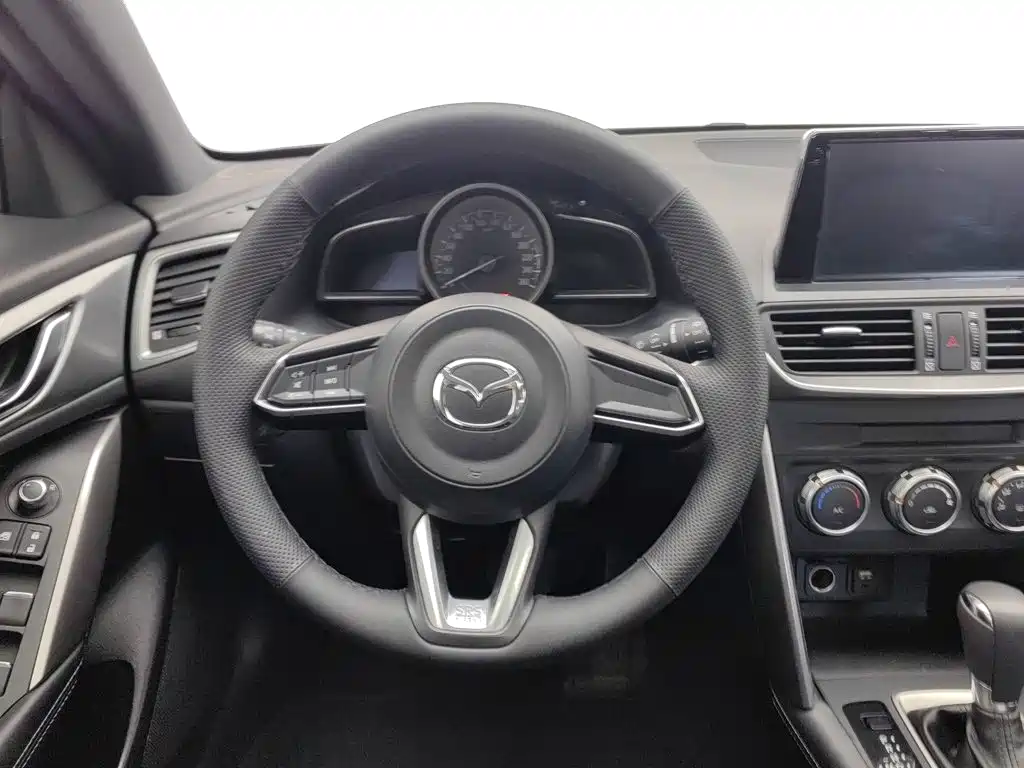 Mazda CX-4 — миниатюра 11