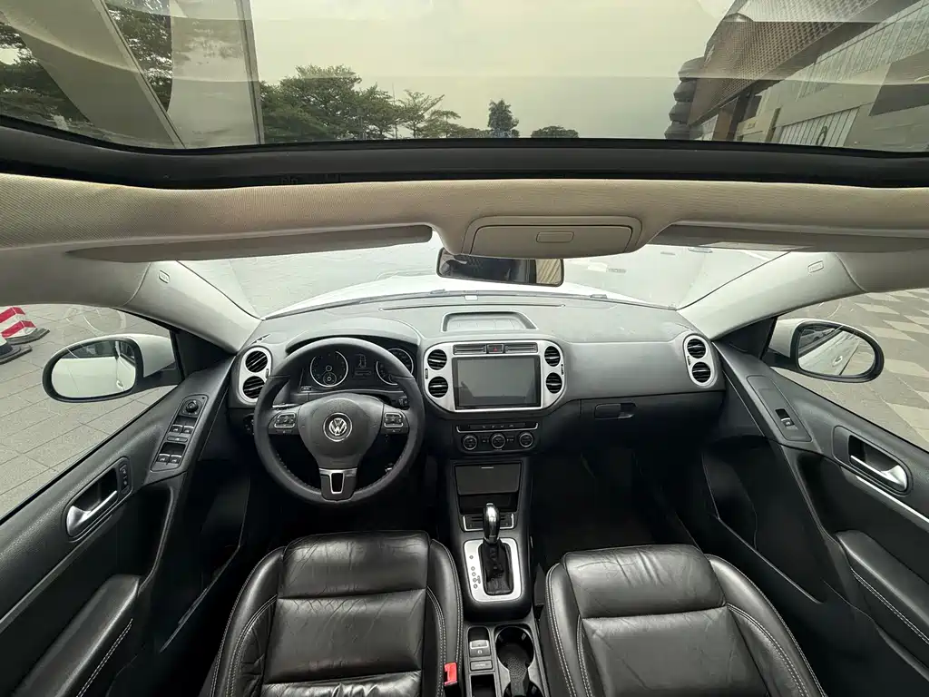 Volkswagen Tiguan — миниатюра 12