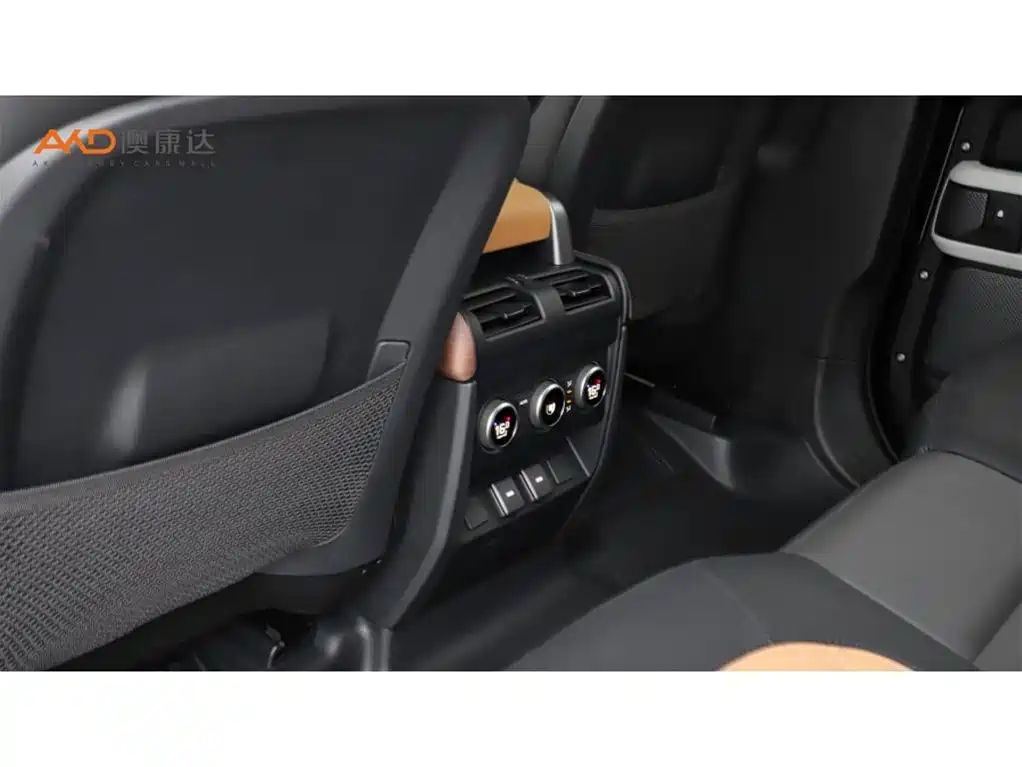 Land Rover Defender — миниатюра 9