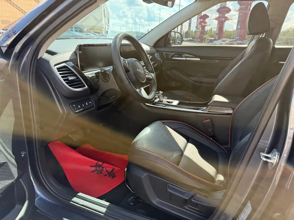 Kia Seltos — миниатюра 10