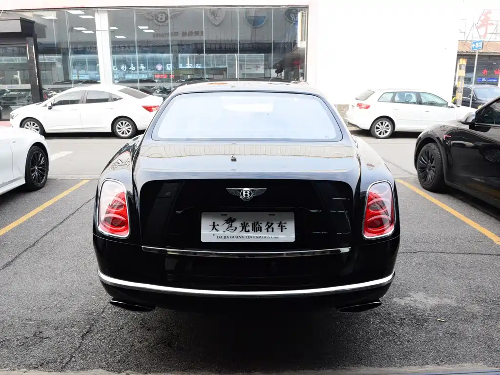 Bentley Mulsanne — миниатюра 5