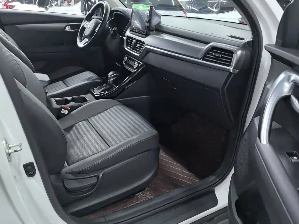 Kia Sportage — миниатюра 10