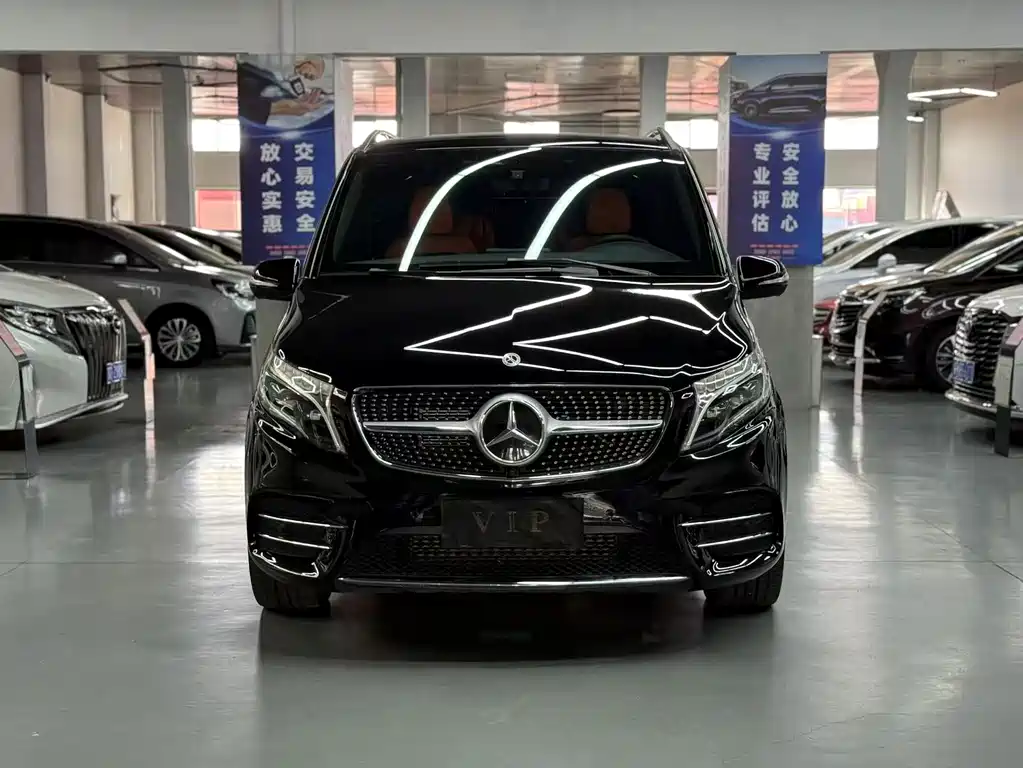 Mercedes-Benz V-Class — миниатюра 2