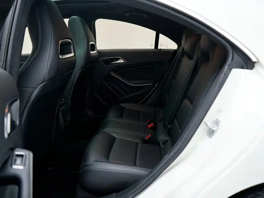 Mercedes-Benz CLA (Import) — миниатюра 6