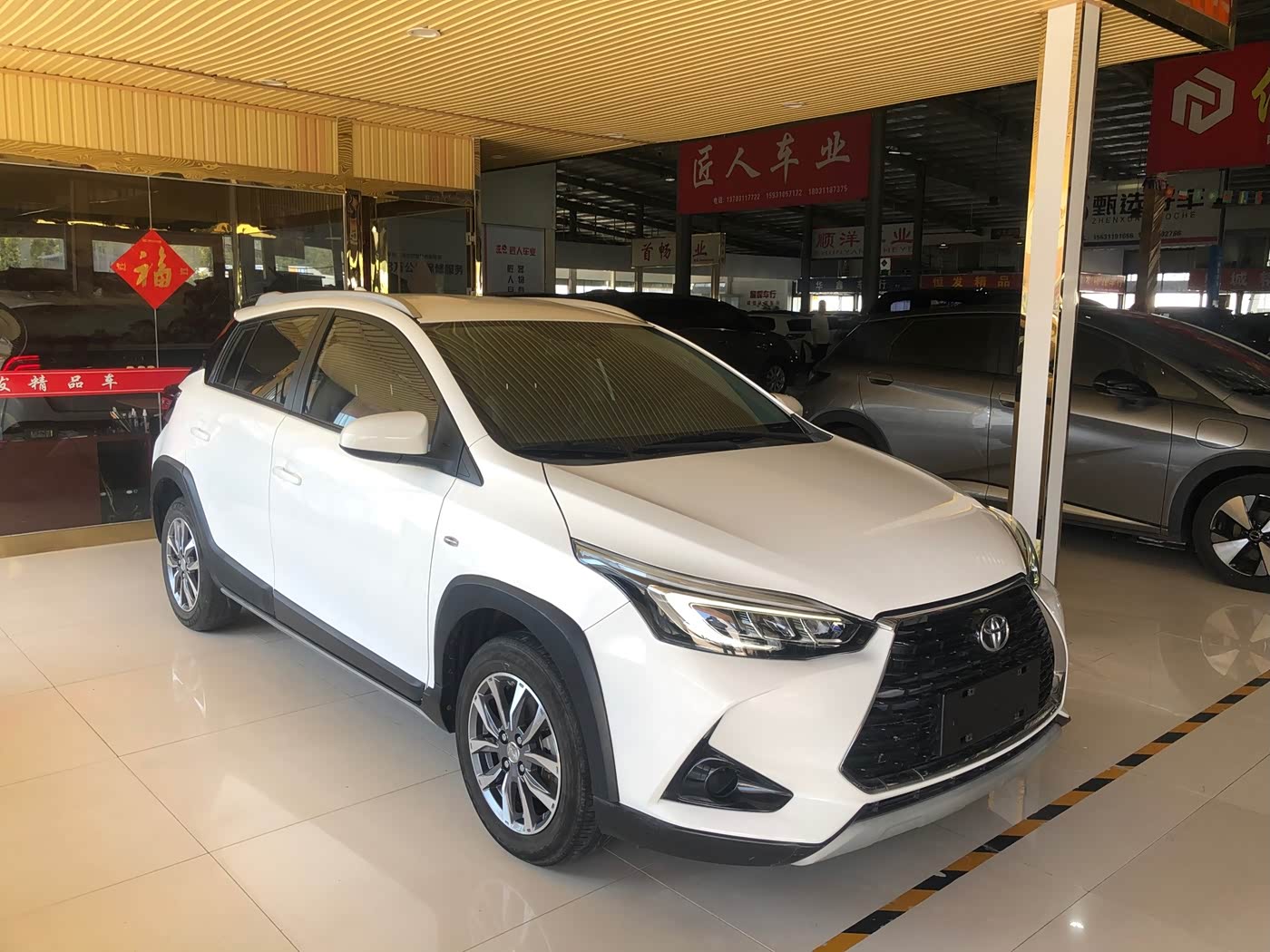 Toyota YARiS L Zhi Xuan 1.5 л 2021 г. Белый, пробег 8600 км