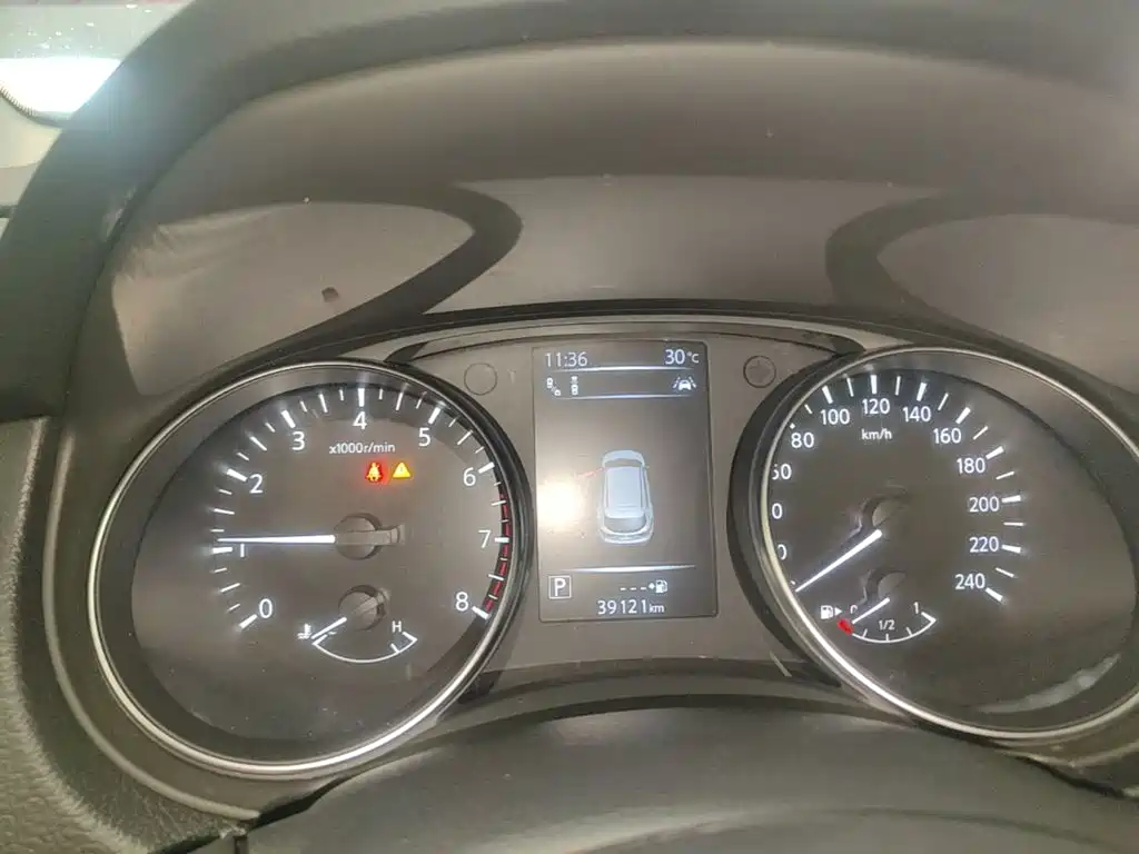 Nissan Qashqai — миниатюра 12