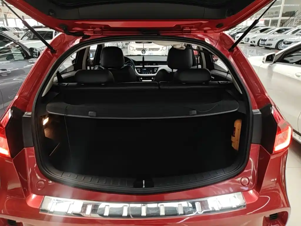 Geely Vision X3 — миниатюра 19