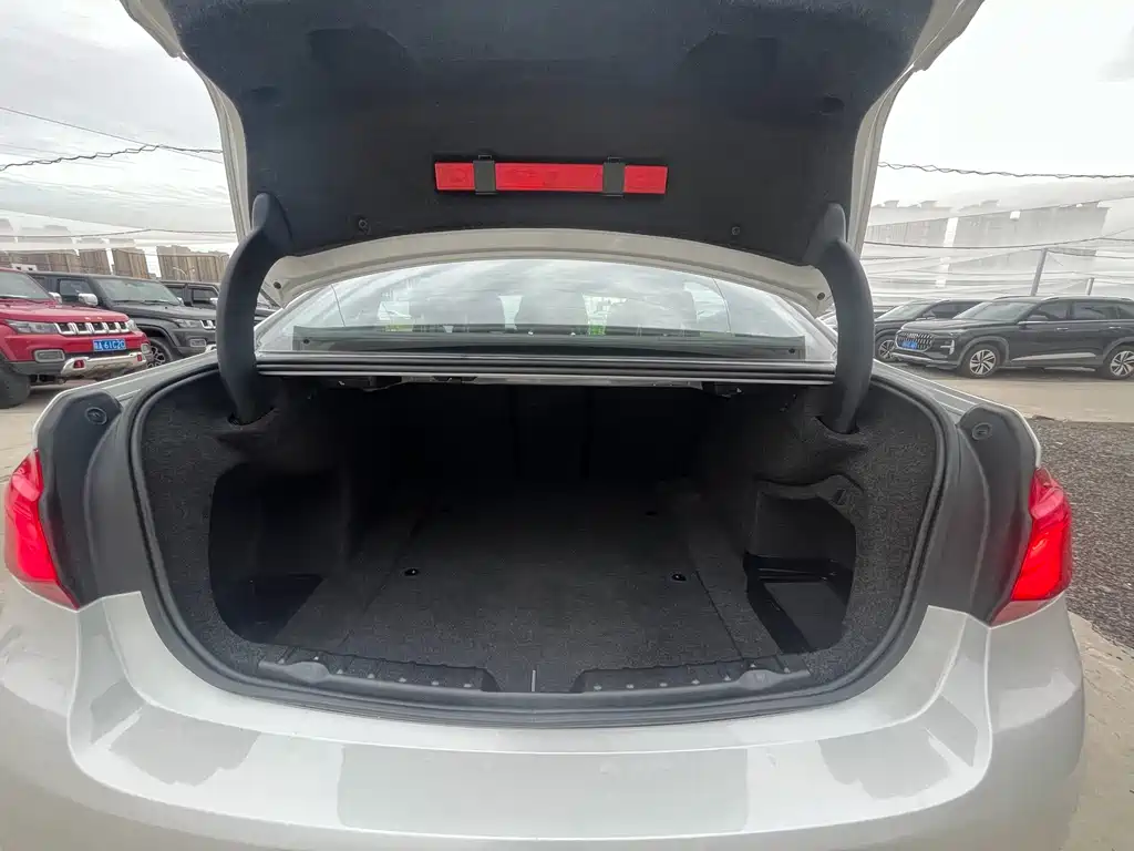 BMW 3 Series — миниатюра 15