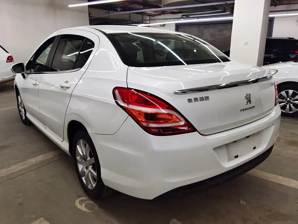 Peugeot 308 — миниатюра 10