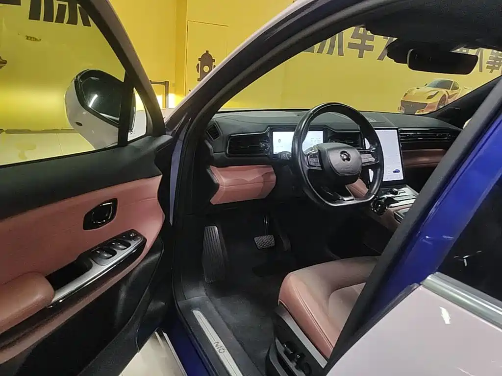 NIO ES6 — миниатюра 16