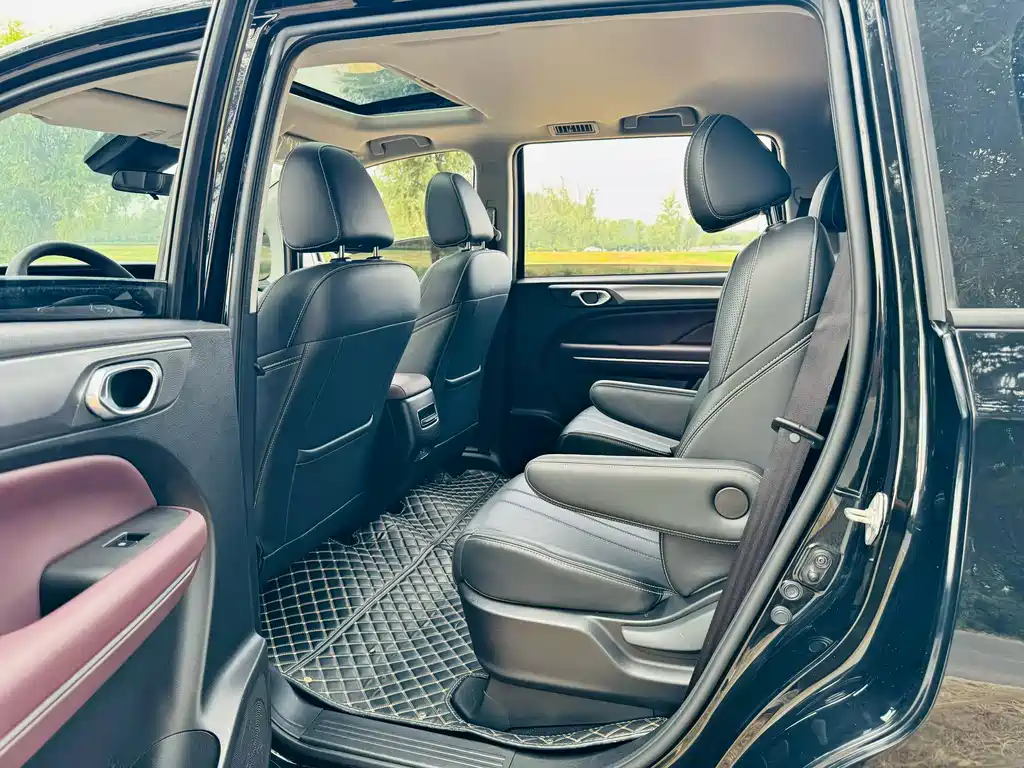 GAC Motor Trumpchi M6 — миниатюра 9