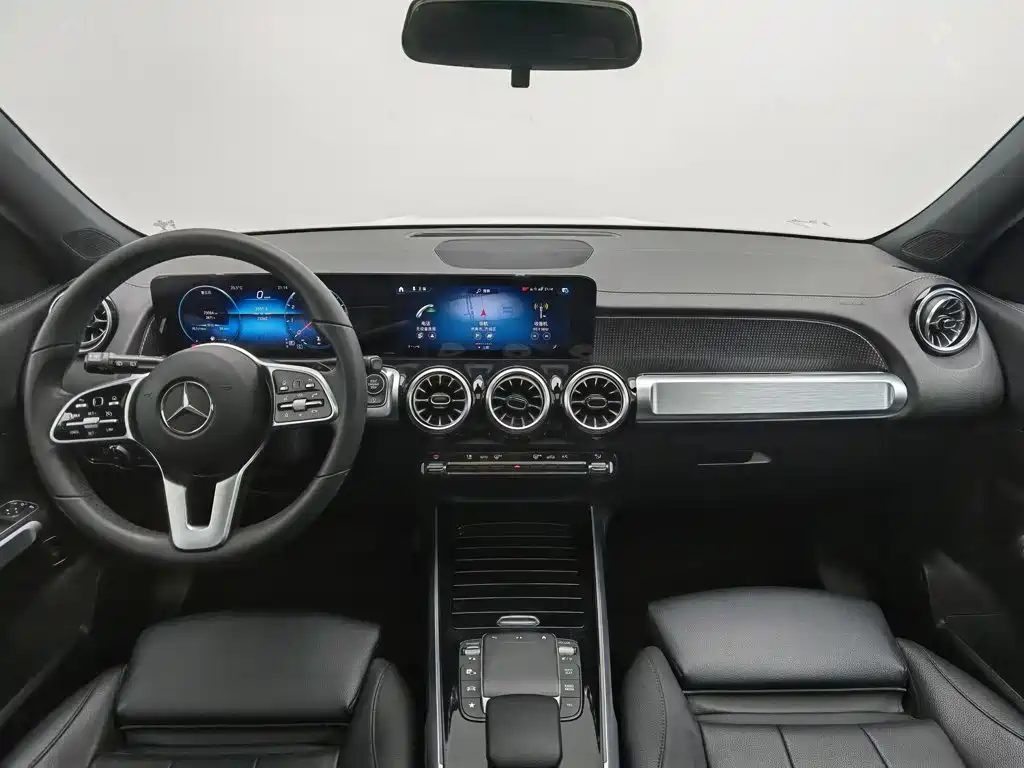 Mercedes-Benz GLB — миниатюра 5