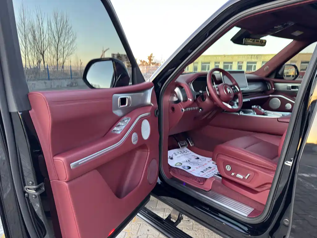 TANK TANK 700 NEW ENERGY