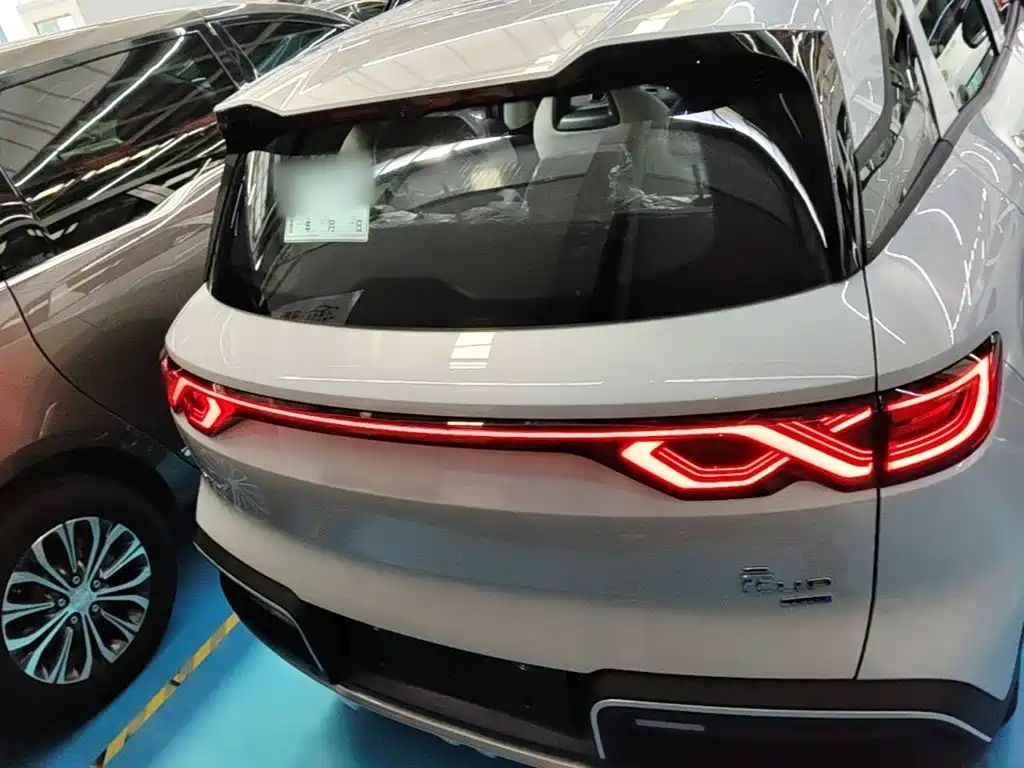 BYD Yuan UP — миниатюра 6