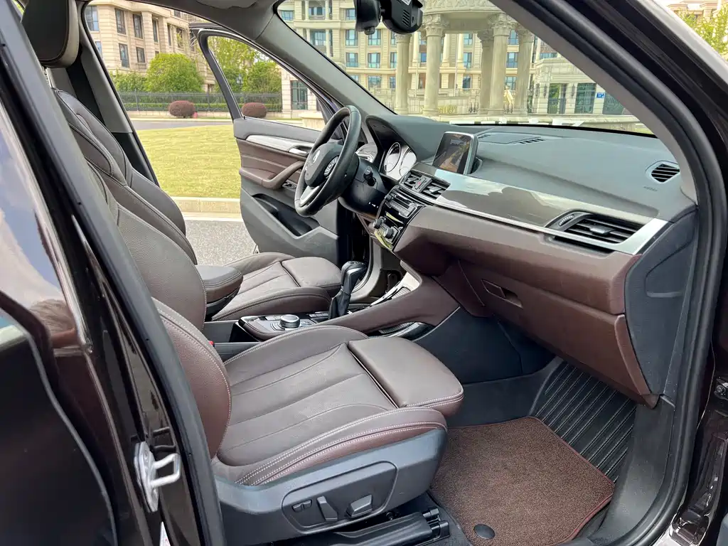 BMW X1 — миниатюра 13