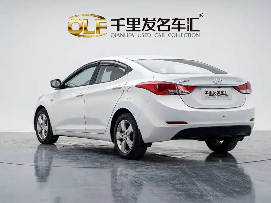 Hyundai Elantra Langdong — миниатюра 8