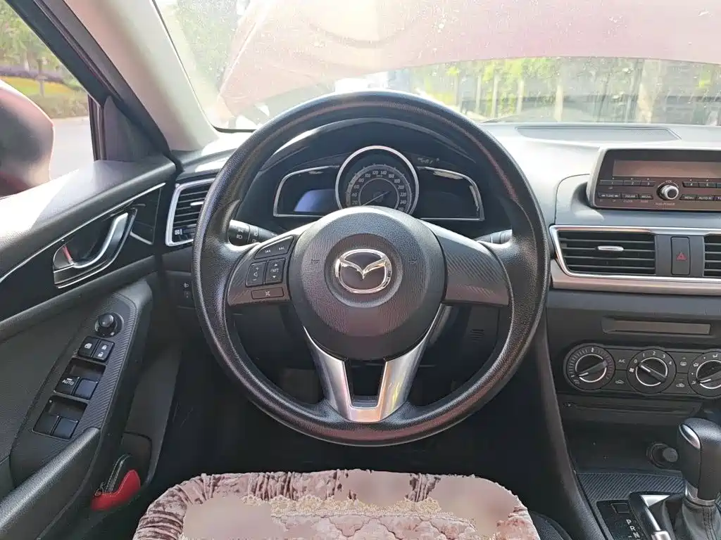 Mazda 3 Axela — миниатюра 6