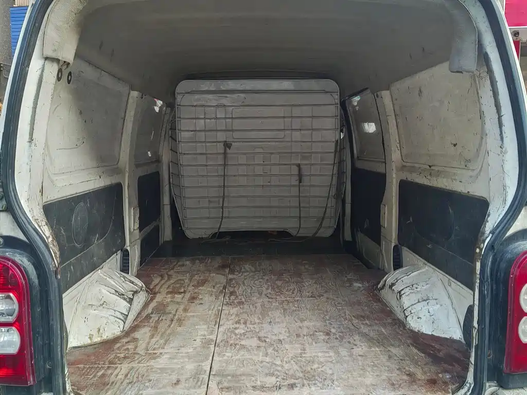 CHANGAN CHANGAN STAR 9EV