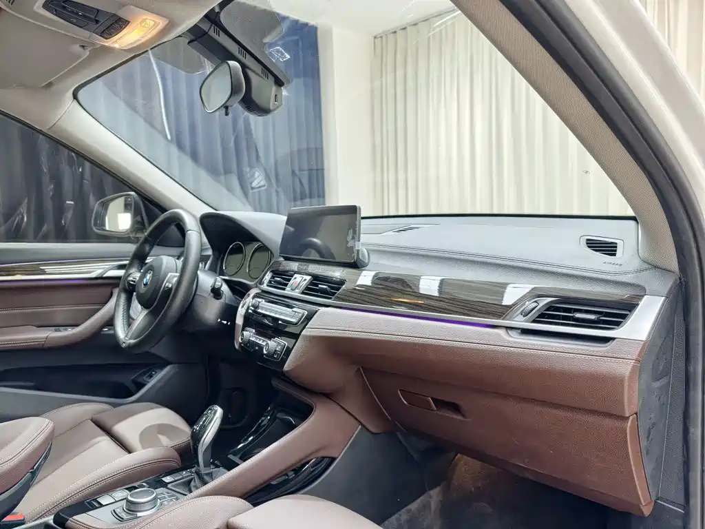 BMW X1 — миниатюра 14