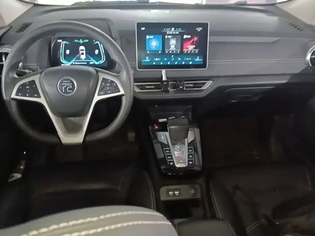 BYD Yuan EV — миниатюра 10