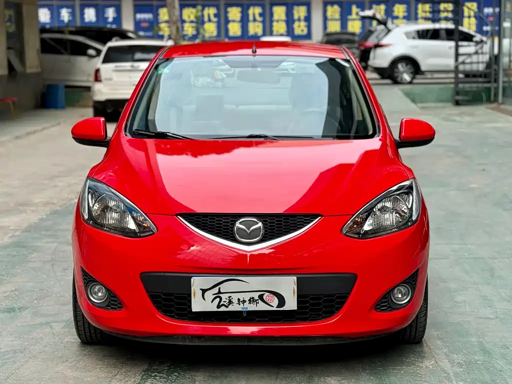 Mazda 2 — миниатюра 3