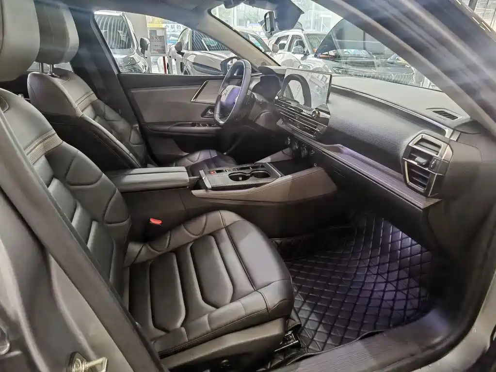Citroen C5 X — миниатюра 20