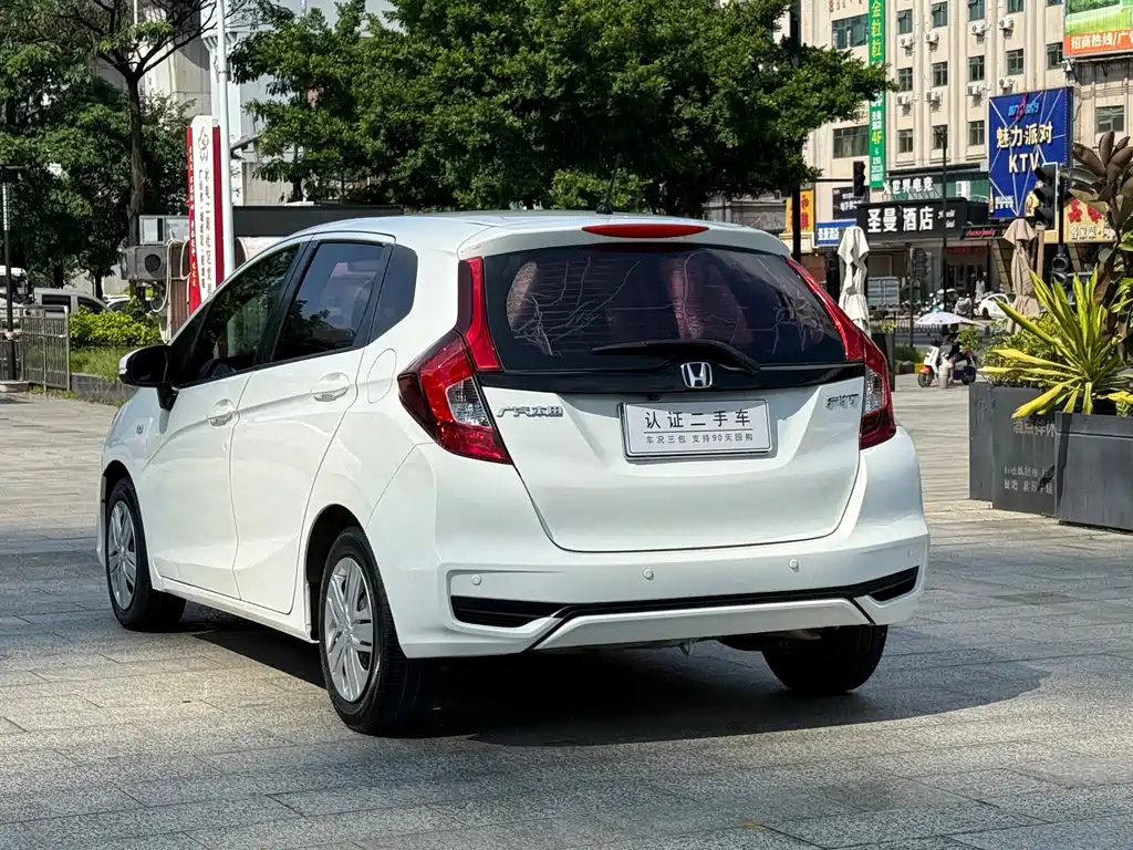 Honda Fit — миниатюра 4