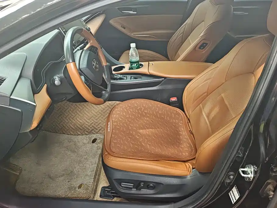 Toyota Avalon — миниатюра 9