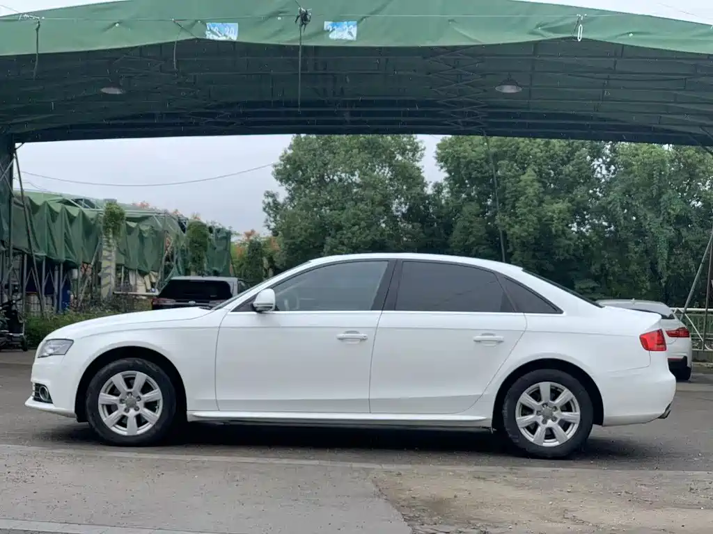 Audi A4L — миниатюра 7