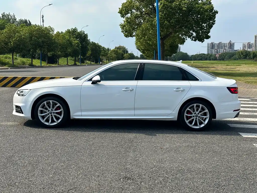 Audi A4L — миниатюра 8
