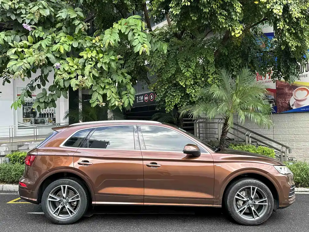 Audi Q5L — миниатюра 6