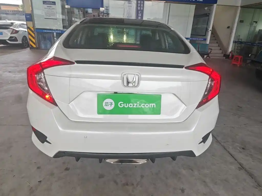 Honda Civic — миниатюра 6