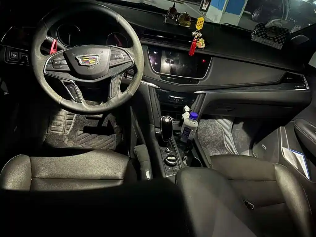 Cadillac XT5 — миниатюра 10