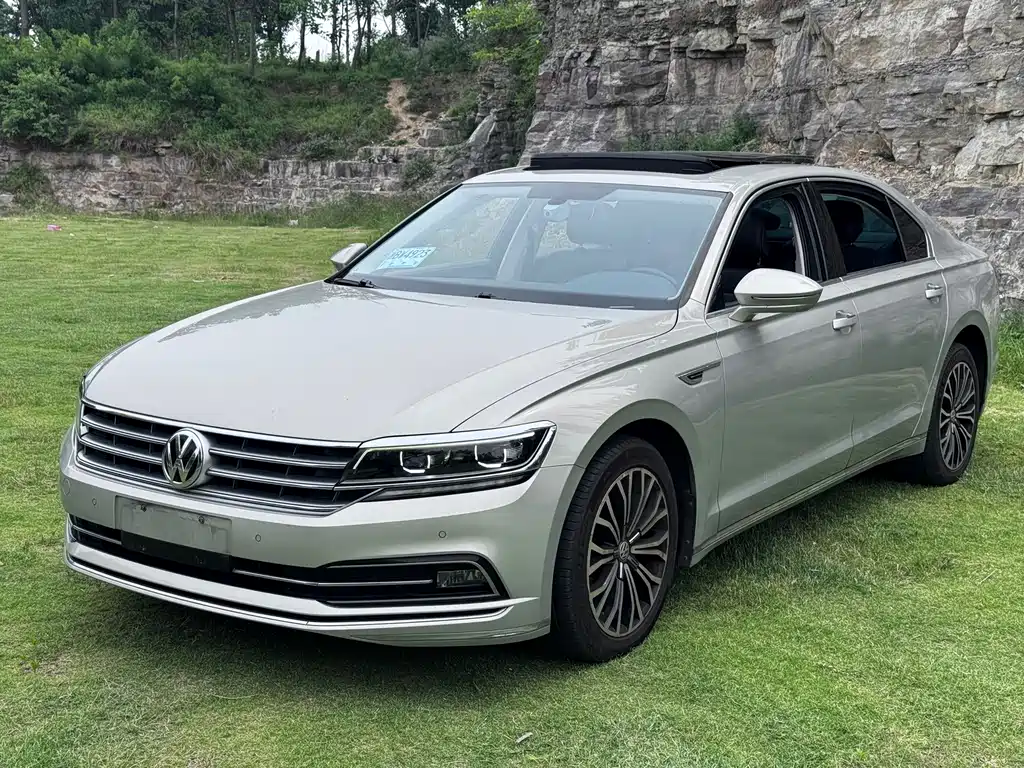 Volkswagen Phideon
