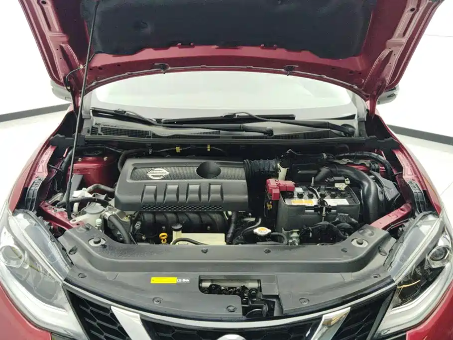 Nissan Tiida — миниатюра 10
