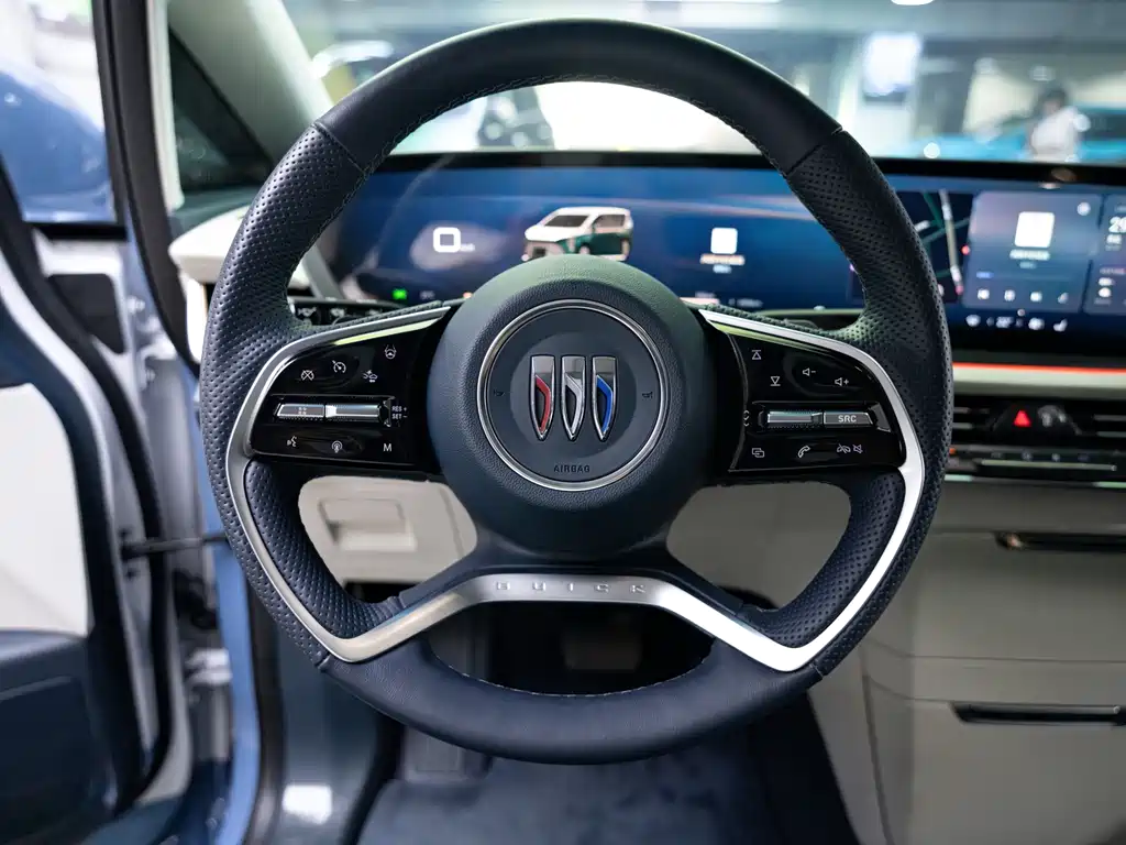 Buick Century — миниатюра 8