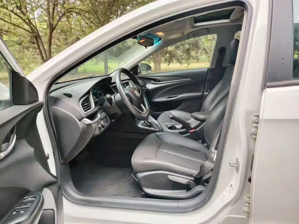Buick Excelle — миниатюра 4