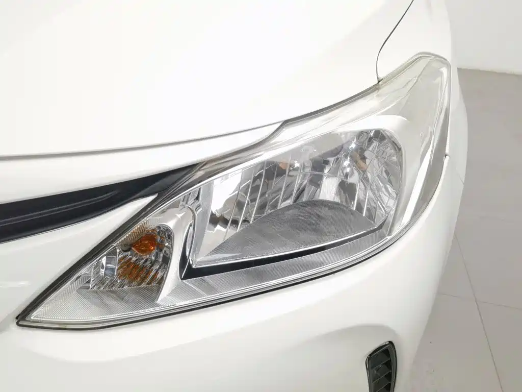 Toyota Vios — миниатюра 7
