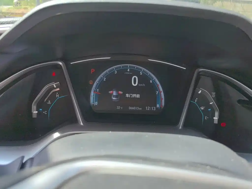 Honda Civic — миниатюра 7