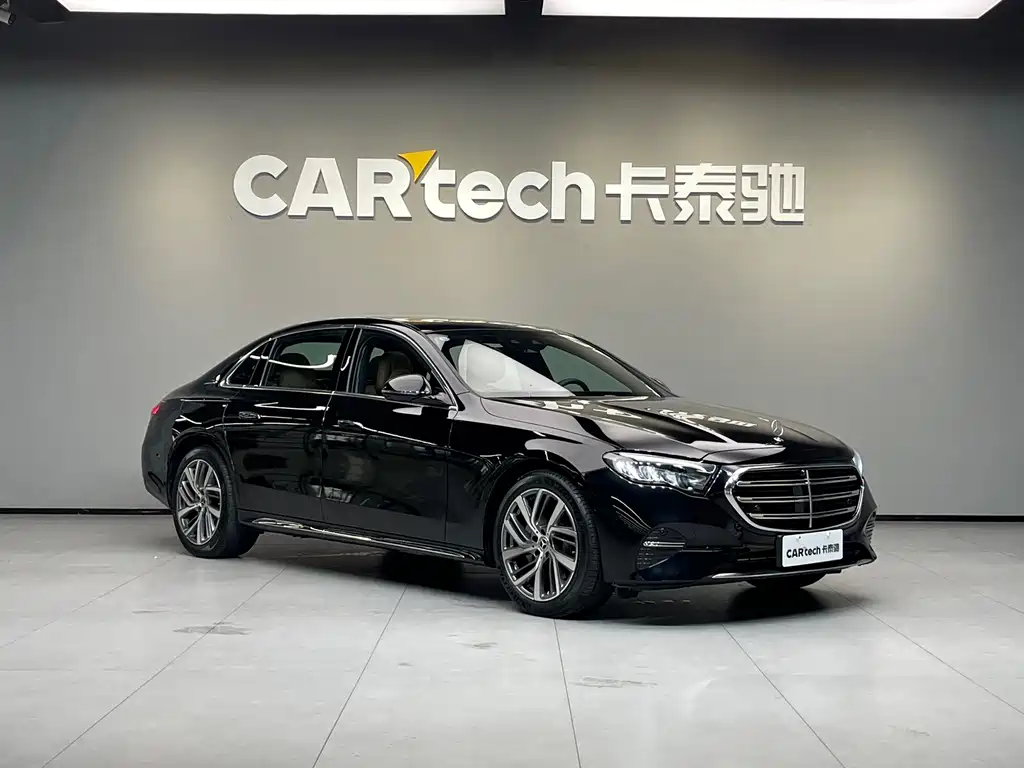 Mercedes-Benz E-Class — миниатюра 3