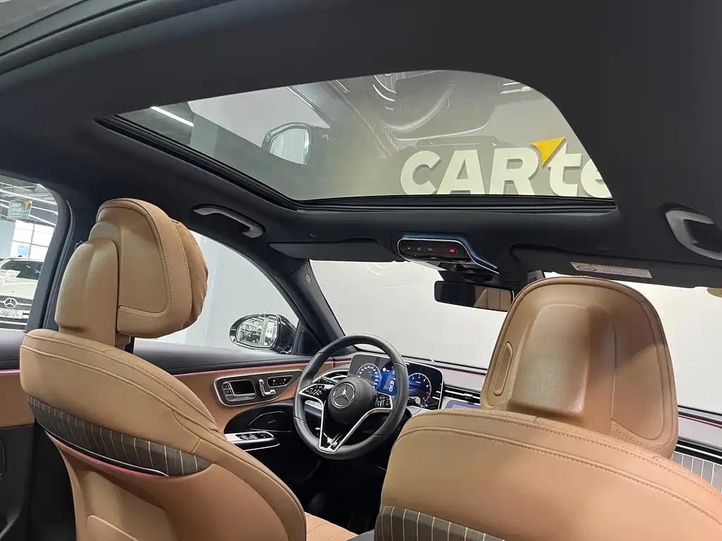 Mercedes-Benz E-Class — миниатюра 16