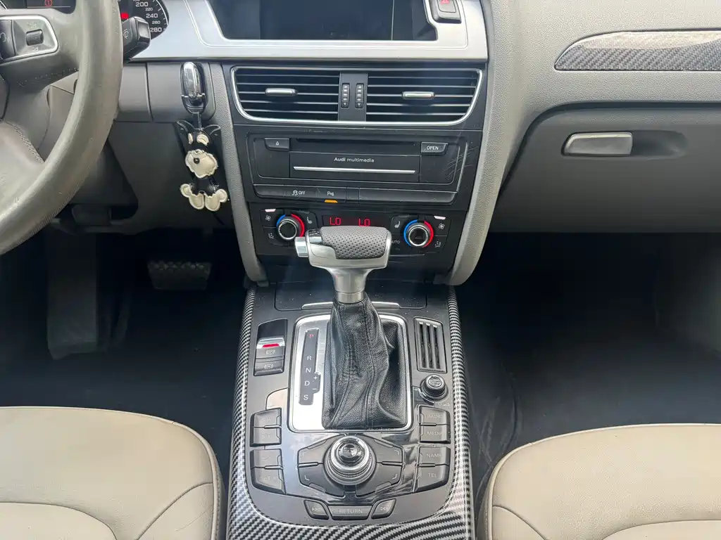 Audi A4L — миниатюра 21