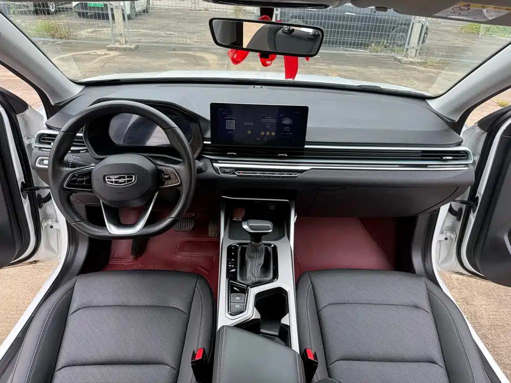 Geely Emgrand — миниатюра 15