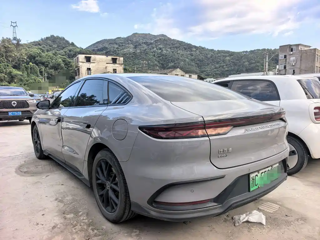 BYD Han — миниатюра 10