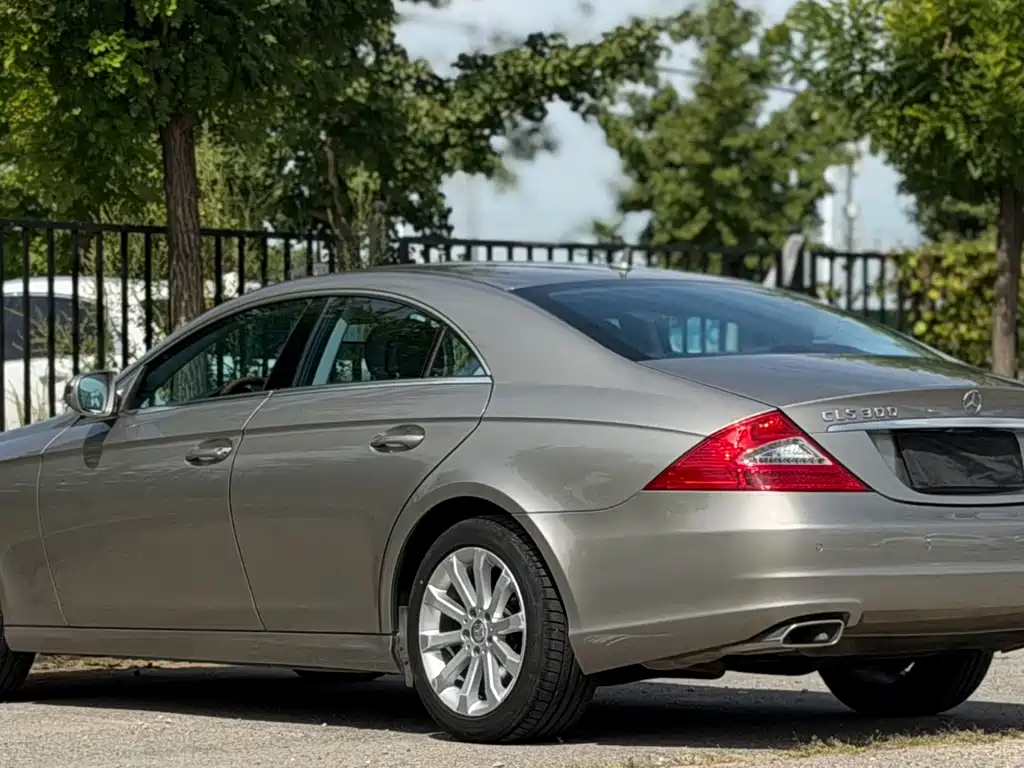 Mercedes-Benz CLS — миниатюра 4