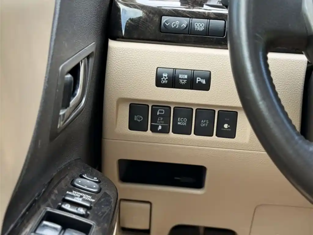Toyota Alphard 2012 3.5L Luxury